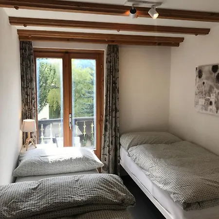 Apartment Chasa Tusa 2 *